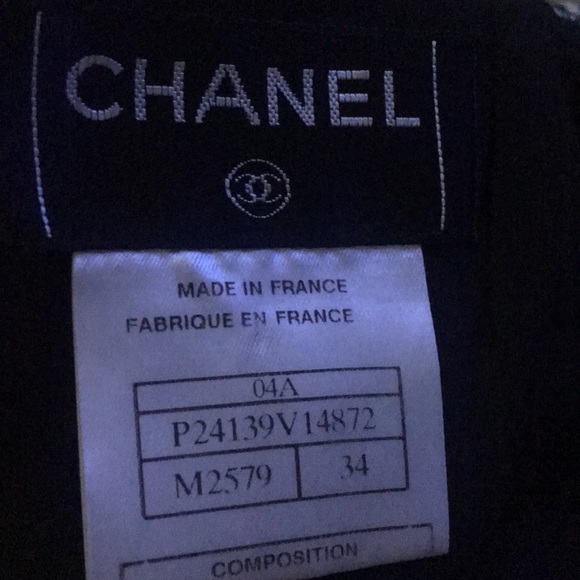 Chanel tweed trumpet skirt - Picture 5 of 5